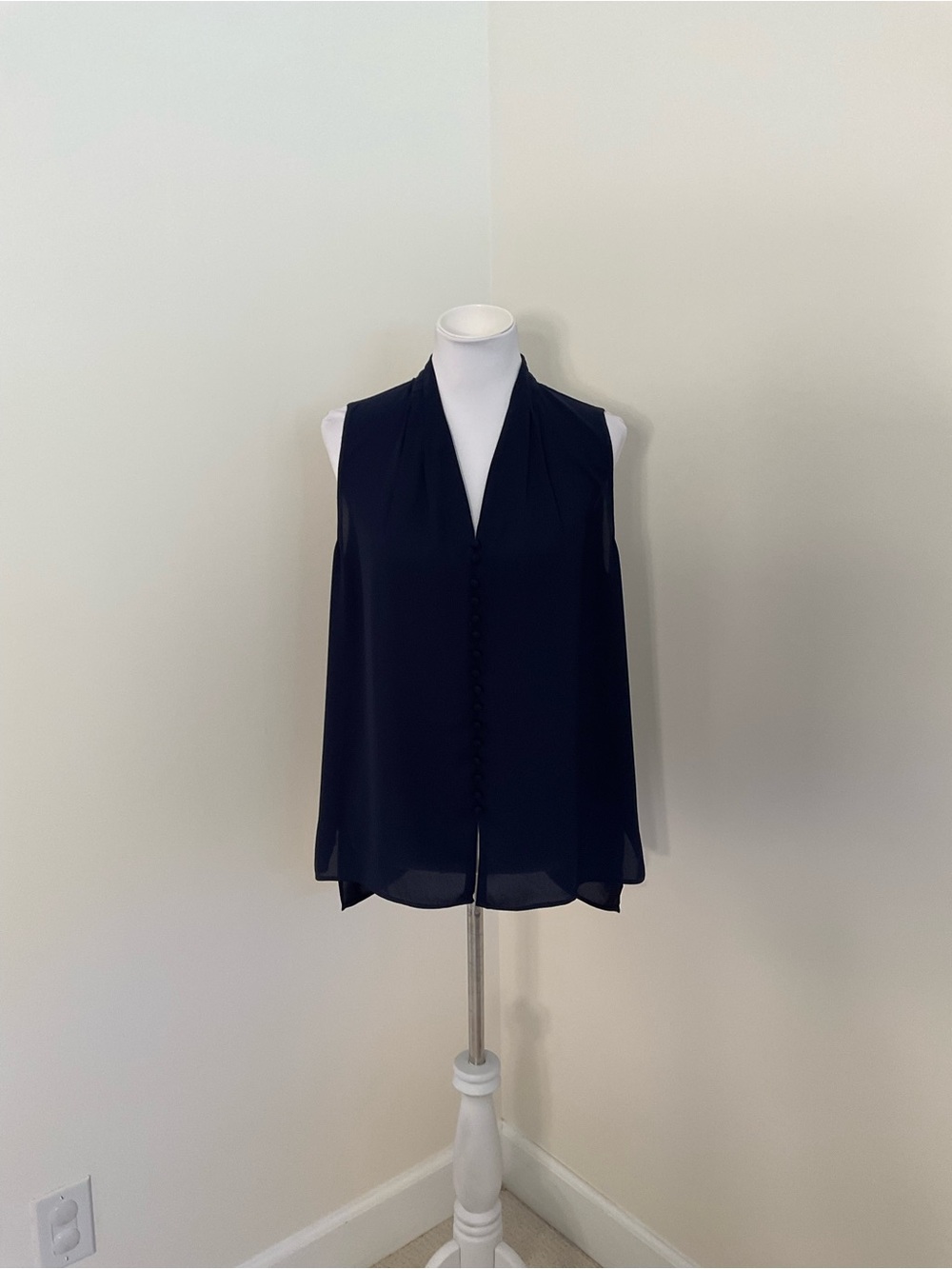 Daniel Rainn Sheer Navy Sleeveless Tunic Blouse